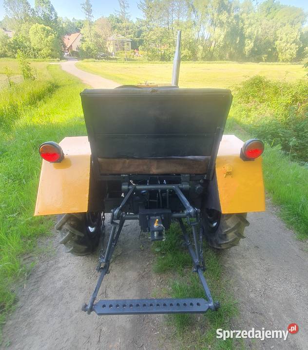 Ciągnik sam S15 na rozrusznik z podnośnikiem Rolnictwo Oświęcim