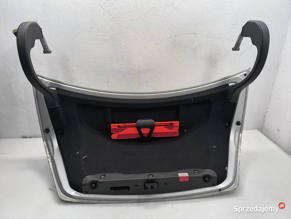 KLAPA BAGAZNIKA 775 MERCEDES W204 LIFT SEDAN osobowe Klapy bagażnika