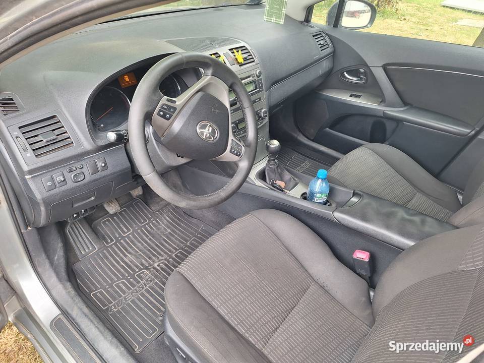 Toyota Avensis t27 zamiana na prasę belującą 1998cm3 Toyota