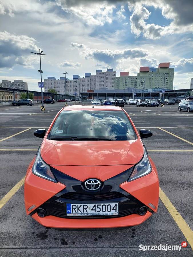 TOYOTA AYGO Selection 10 2016 ogranicznik prędkości Łódź sprzedam