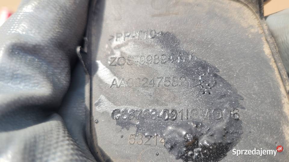 PEUGEOT 308 II LIFT 1721 ZAŚLEPKA HAKA ZDERZAKA