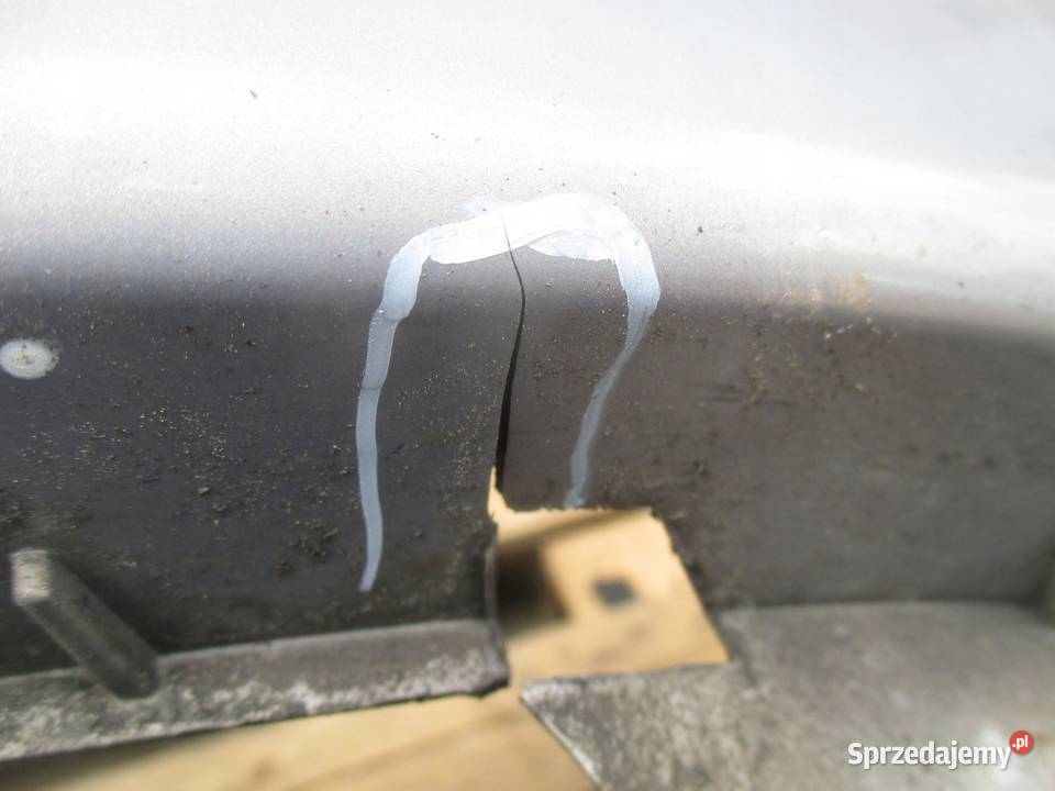 LANCIA DELTA SE III LIFT 13r zderzak tył Zderzaki