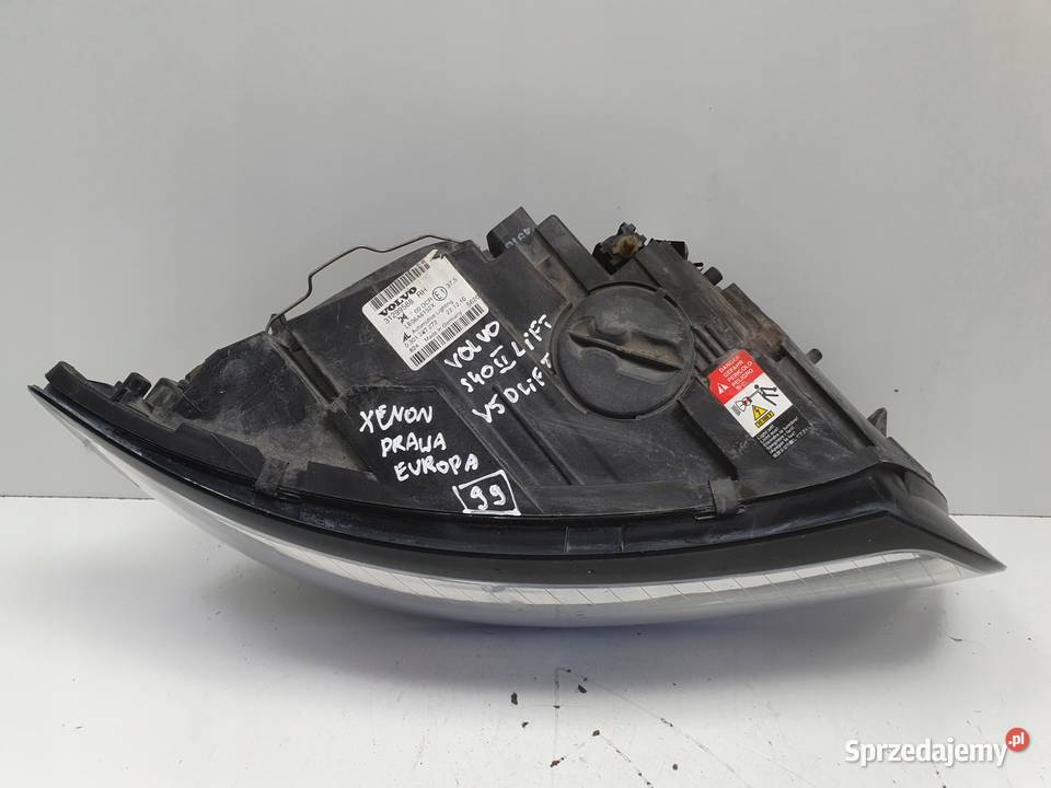 Volvo S40 II V50 LIFT PRZEDNIA LAMPA PRAWA prawy osobowe sprzedam