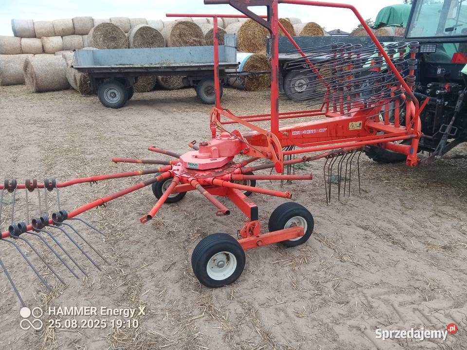 Zgrabiarka kuhn ga 4311 Zgrabiarki i przetrząsacze Połajewo sprzedam