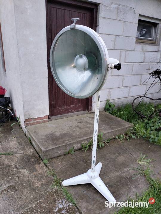 LAMPA Medyczna Zabiegowa Firmy Famed z PRLU Poświętne sprzedam