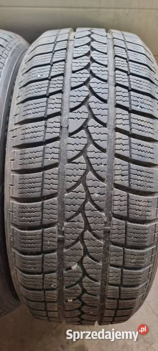 Opony zimowe kormoran snowpro b2 215 55 16