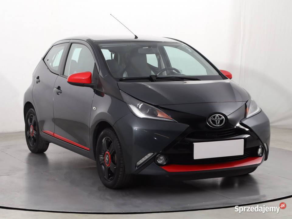 Toyota Aygo 10 VVTi światła przeciwmgielne Katowice