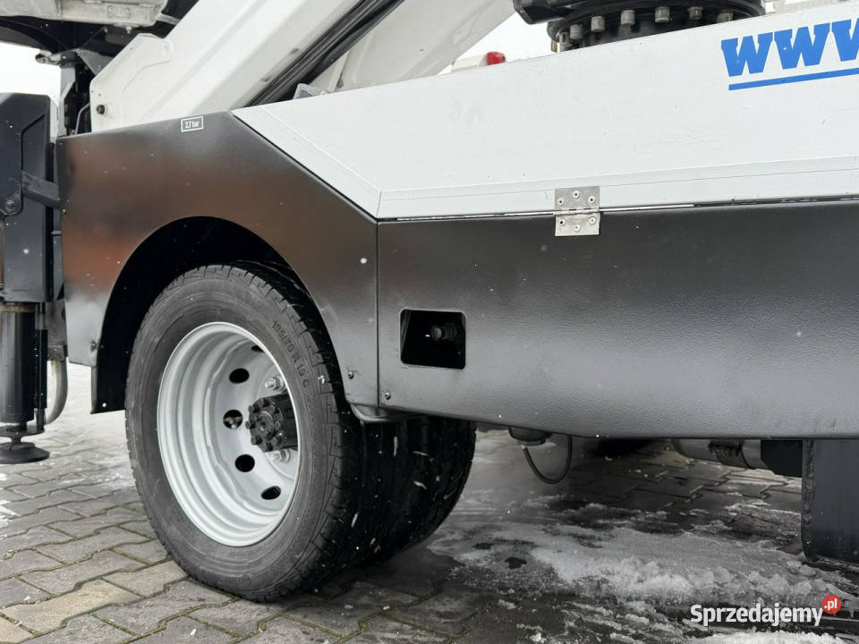 Nissan Cabstar Zwyżka Podnośnik Koszowy Widełki