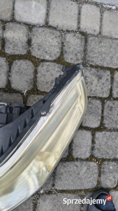 Lampy reflektory ksenonowe przednie Citroen C4 łódzkie sprzedam