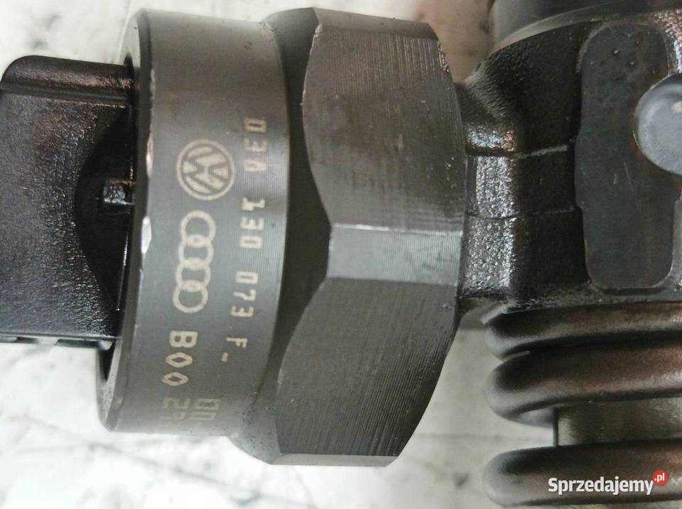 POMPOWTRYSKIWACZ 038130073F 19 TDI VW Volkswagen