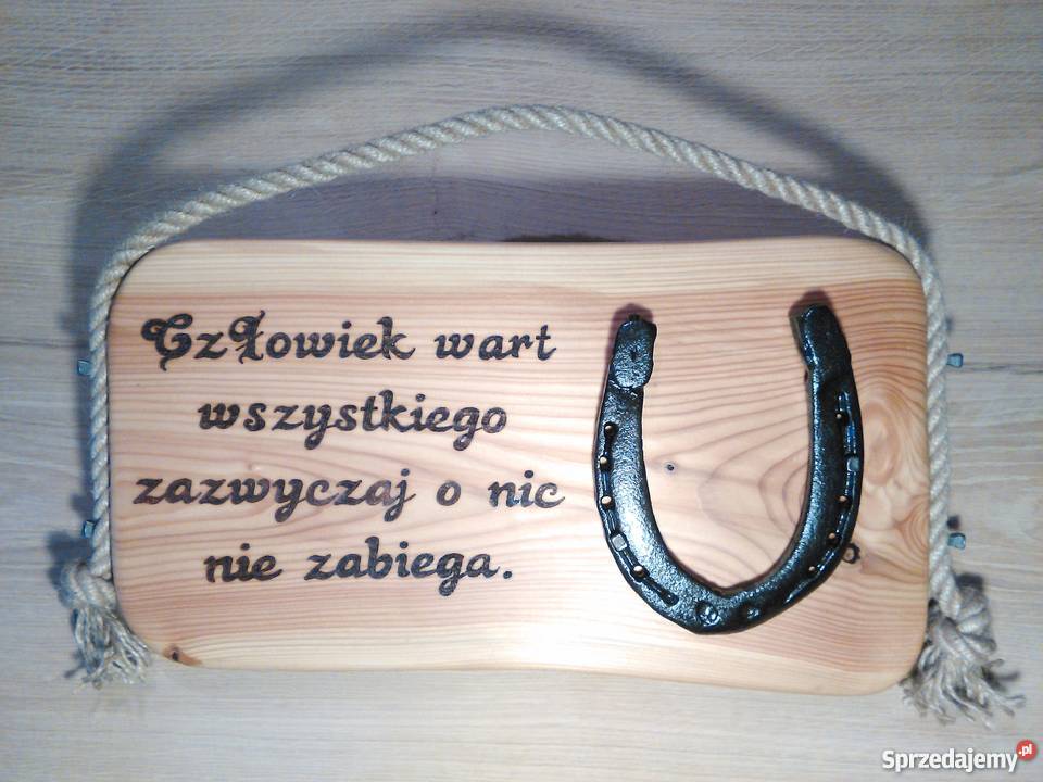 Pirografia ręczne wypalane napisy na deskach