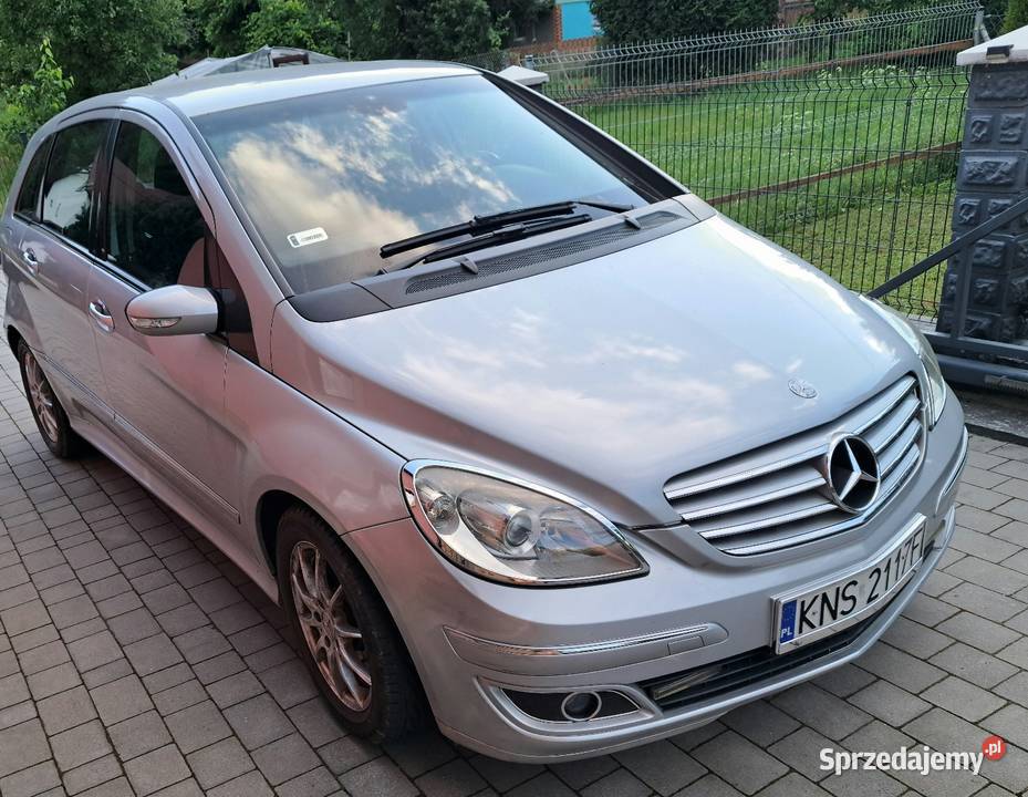 Mercedes B180 Łącko