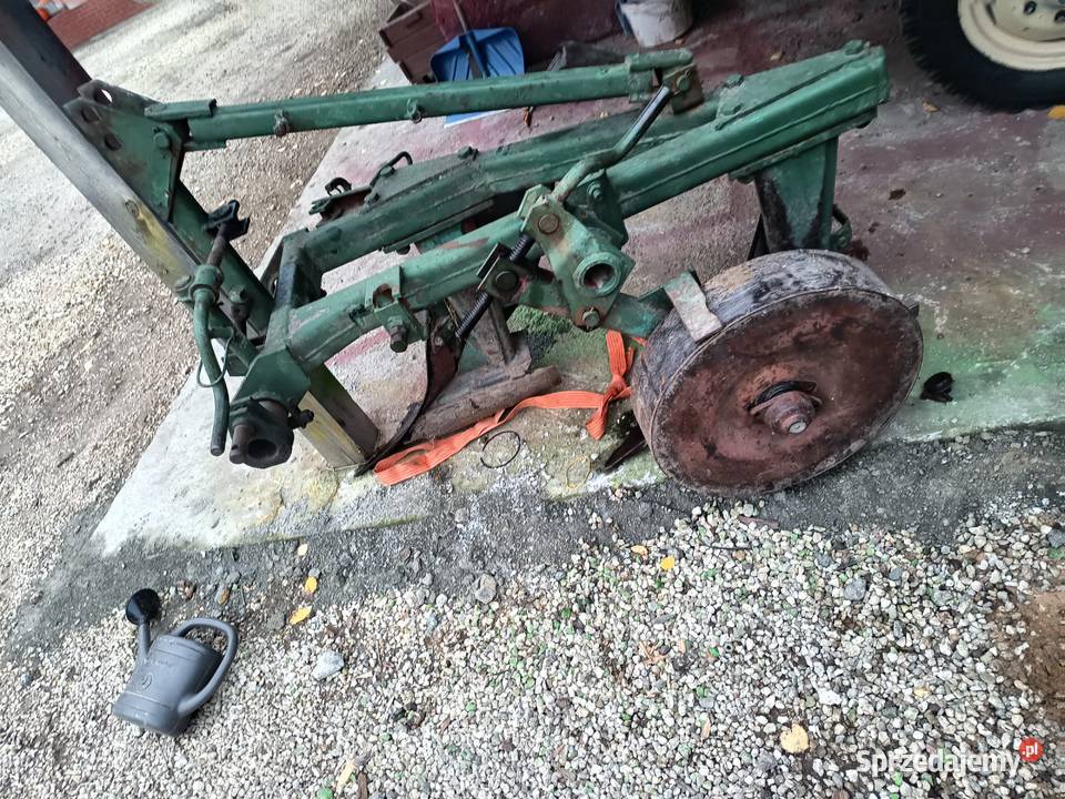 Pług Grudziądz oryginalny 2 skibowy duży maszyny Magonie sprzedam