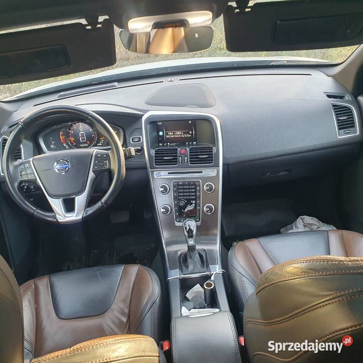 VOLVO XC60 25 T5 254 AWD Lublin