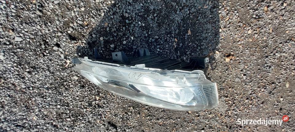 Nissan nv200 NV 200 REFLEKTOR lampa przód prawa dolnośląskie Wrocław