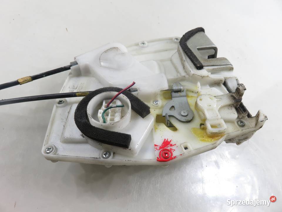 ZAMEK PRAWY TYLNY SUZUKI SWIFT MK6 2 PIN