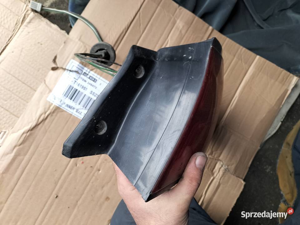 LAMPA TYŁ TYLNA PRAWA Mazda 323F BA lubelskie