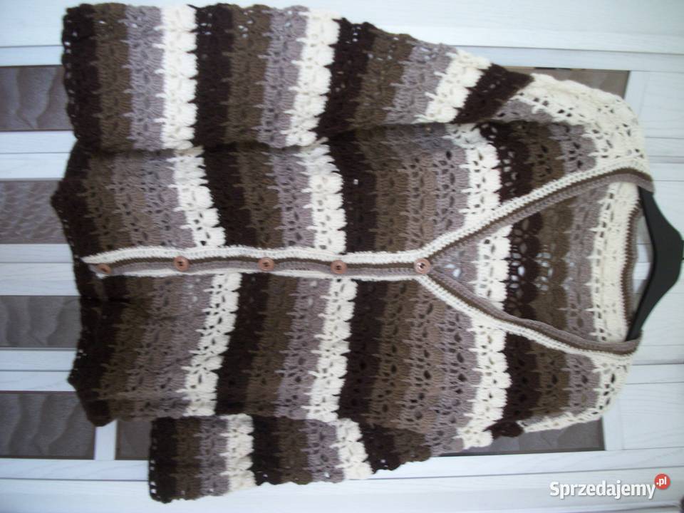 Moda Swetry Szydełkowane swetry Aigner Szyde\u0142kowany sweter w kolorze bia\u0142ej we\u0142ny Warkoczowy wz\u00f3r Elegancki 