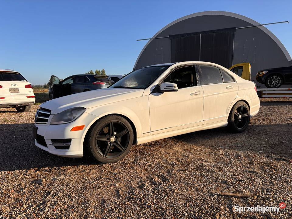 MercedesBenz C Klasa w204 v6 4matic automatyczna Mała