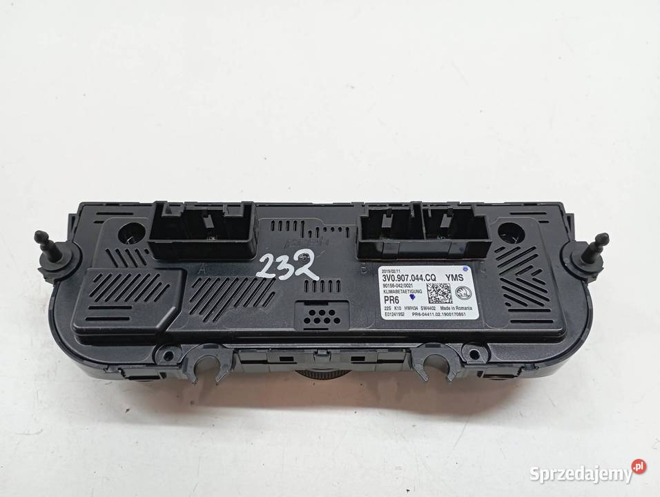 PANEL NAWIEWU 3V0907044CQ Skoda Superb III 2015 Rok produkcji 2019 świętokrzyskie