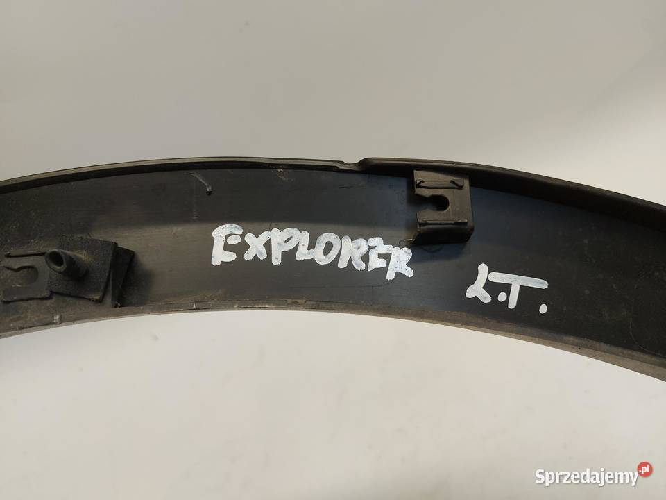 Ford Explorer VII R2KB NAKŁADKA BŁOTNIKA LEWY