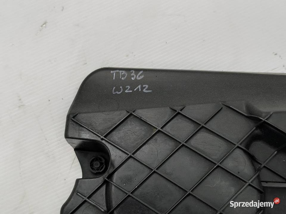 OSŁONA PASKA KLINOWEGO MERCEDES EKLASA W212 22