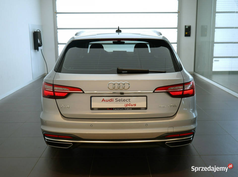 Audi A4 Avant 35TFSI 150 Nav TempomatACC Kamera