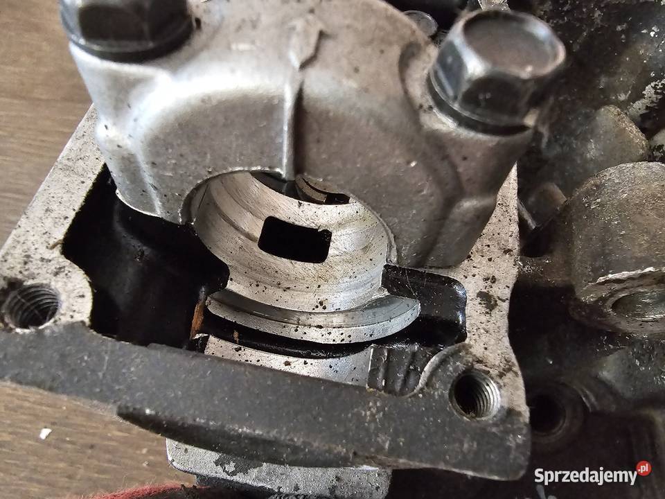 Yamaha XS 400 głowica wałki rozrządu mostki Jelenia Góra sprzedam