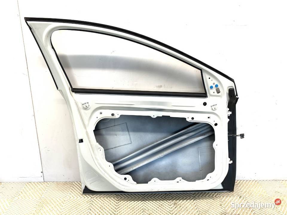 DRZWI LEWY PRZÓD VOLVO V40 Hatchback BIAŁY