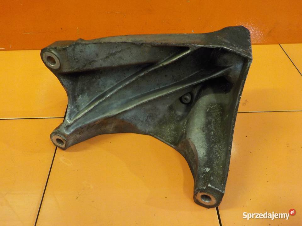 AUDI Q7 42 TDI V8 09r 326 BTR lapa wspornik