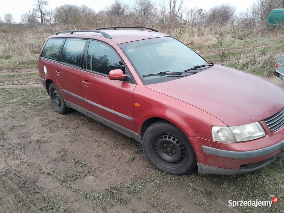 Passat b5 kombi 16 benzyna w całości na części