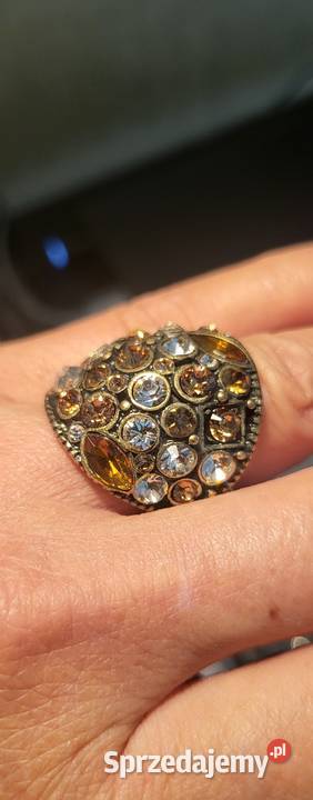 Błyszczący prześliczny sygnet z kolczykami śląskie Bielsko-Biała