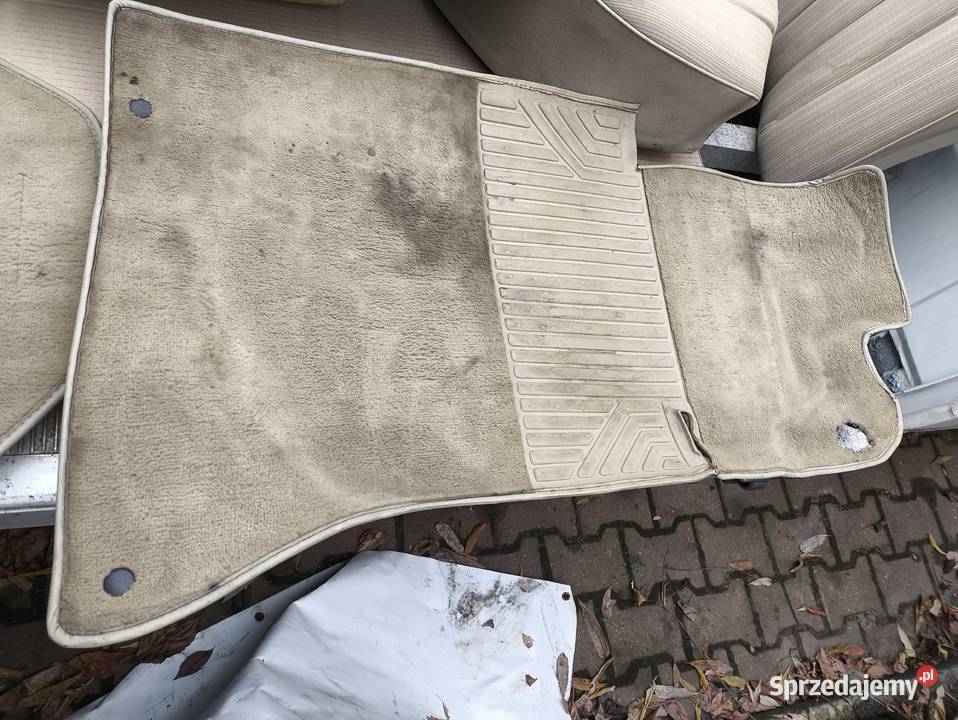 Mercedes W124 wykładzina podłogowa dywaniki osobowe Tapicerki samochodowe Skarżysko-Kamienna sprzedam