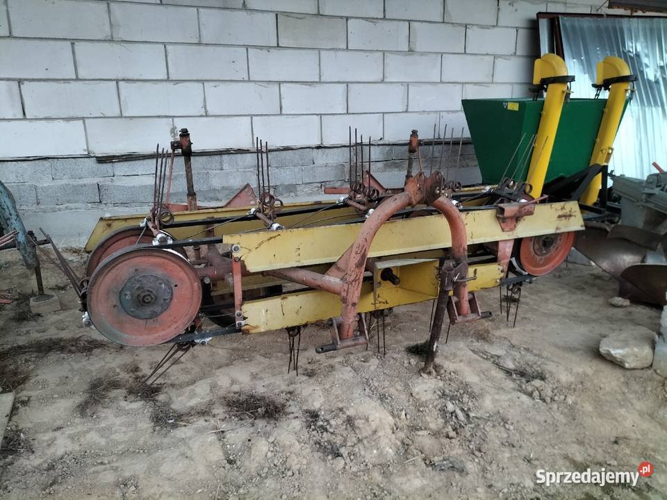 Przetrząsaczo Zgrabiarka Z234 podkarpackie Wielopole Skrzyńskie