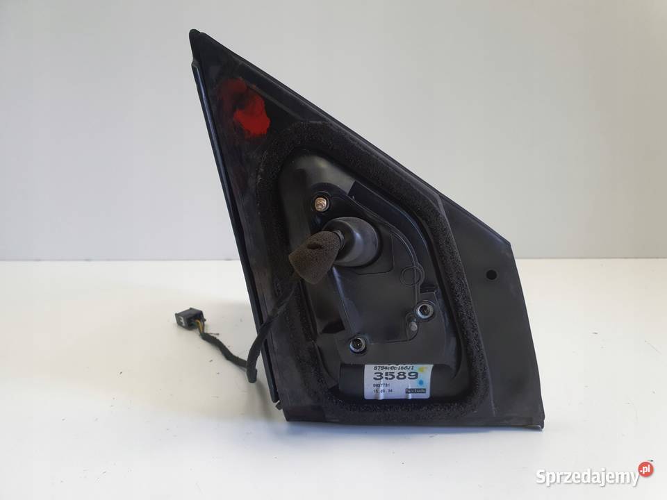 LUSTERKO Toyota Yaris II 0511r LEWE KIEROWCY osobowe Rudka