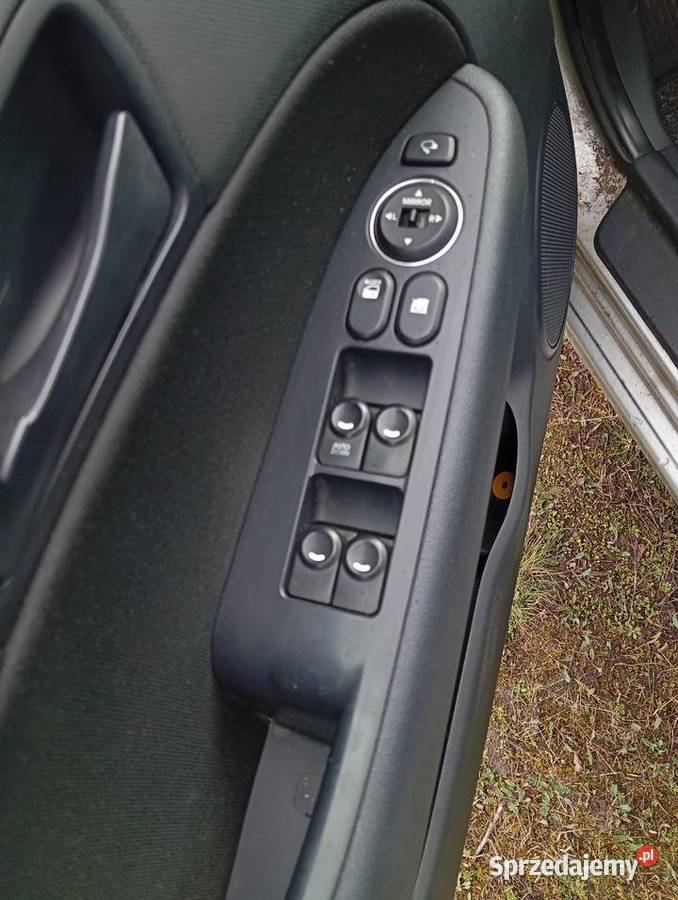Hyundai i30 14 na łańcuchu bogata wersja klimatyzacja Oborniki
