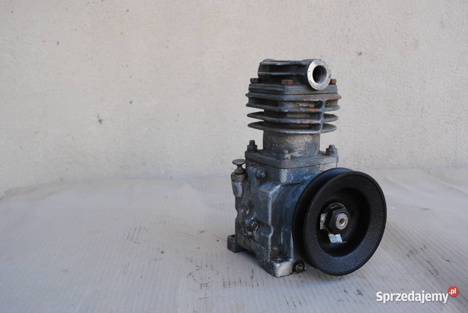 Sprężarki kompresory Ursus c328 c 330 FOS Łódz Błonie sprzedam