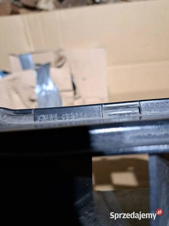 Pas przedni Ford Kuga II CV448B041A Wzmocnienie Wentylatory chłodnic klimatyzacji