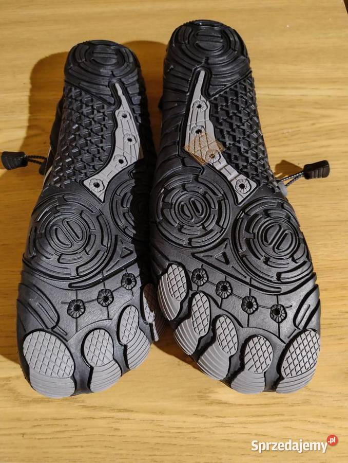 Buty do pływania lubelskie Niemce sprzedam