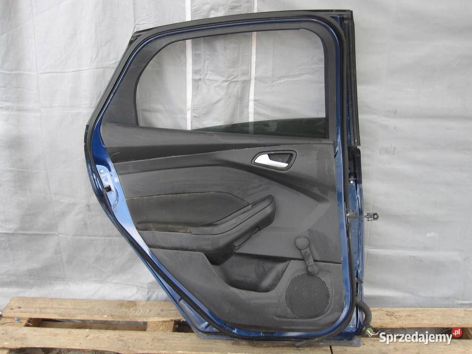 FORD FOCUS MK3 III 12r drzwi lewe tył kompletne Drzwi