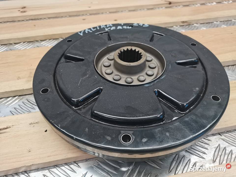 Tlumik drgań skrętnych Valtra T 213