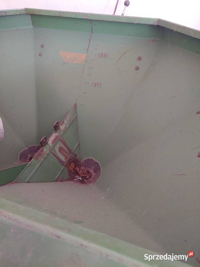 Siewnik do nawozu Amazone 803 wielkopolskie Konin