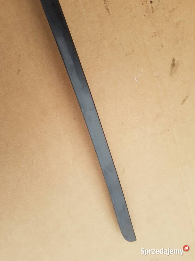 Audi A4 B7 uszczelki pionowe listwy szyby osobowe Legnica