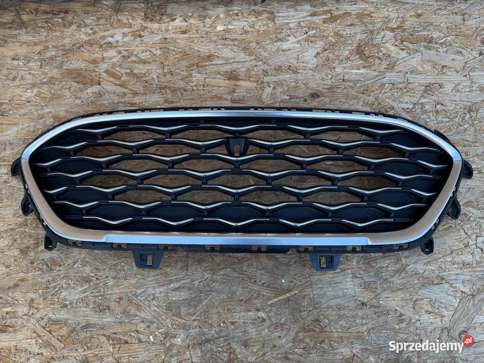 Grill atrapa chłodnicy Ford kuga mk3 vignale osobowe wielkopolskie