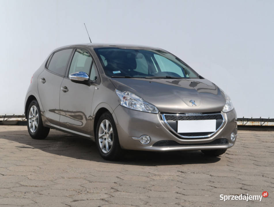 Peugeot 208 12 PureTech Łódź