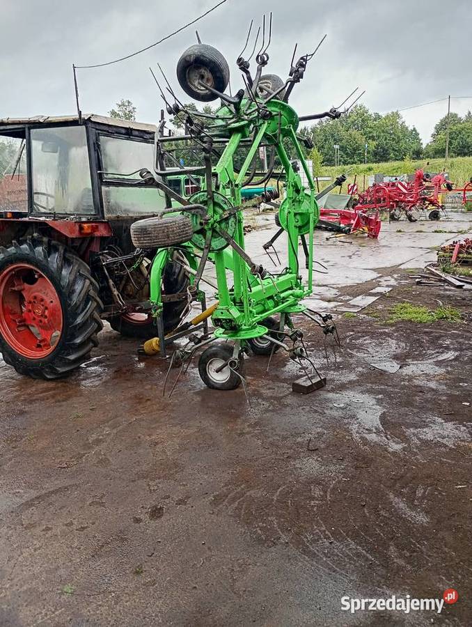 Przetrząsacz do siana Deutz fahr Krone kw 557 Węgorzewo