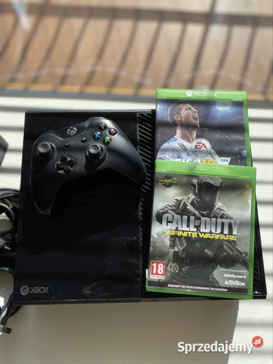 Xbox One 500GB Pad 2 Gry FIFA 18 Call of Duty Siedlce sprzedam