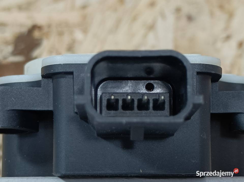 FORD S 15 SILNICZEK ŻALUZJI KIEROWNICY POWIETRZA osobowe Pleszew