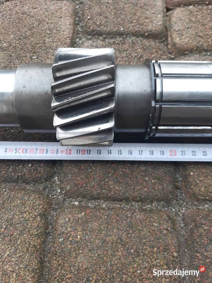 Massey ferguson 3645 3670 dynashift wałek Pleszew