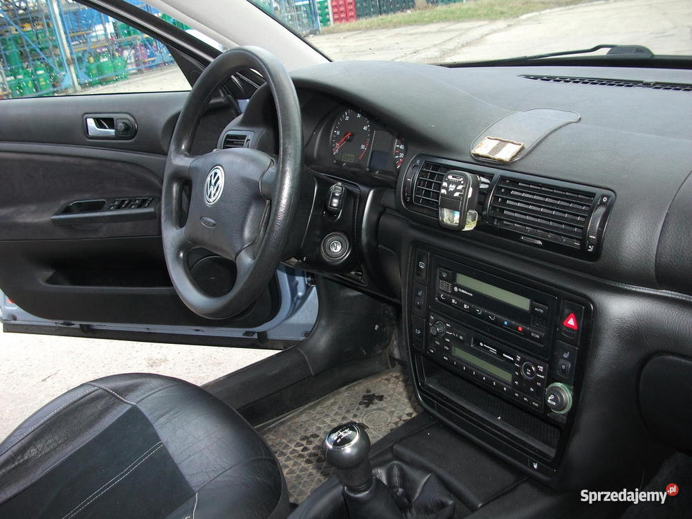 Volkswagen Passat 19 TDI 130 2000r błękitny meta elektryczne szyby Passat Włocławek